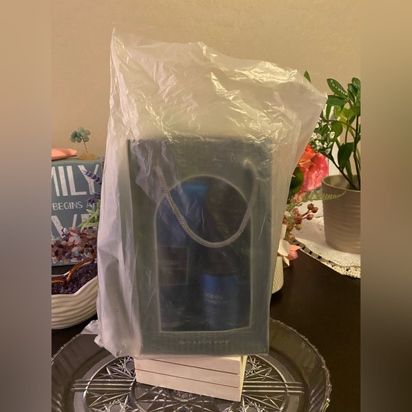 💥SALE! BATH & BODY WORKS LIMITED EDITION “OCEAN” GIFT SET. BRAND NEW! - Picture 5 of 5